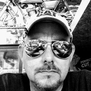 Meet your Posher, Eric